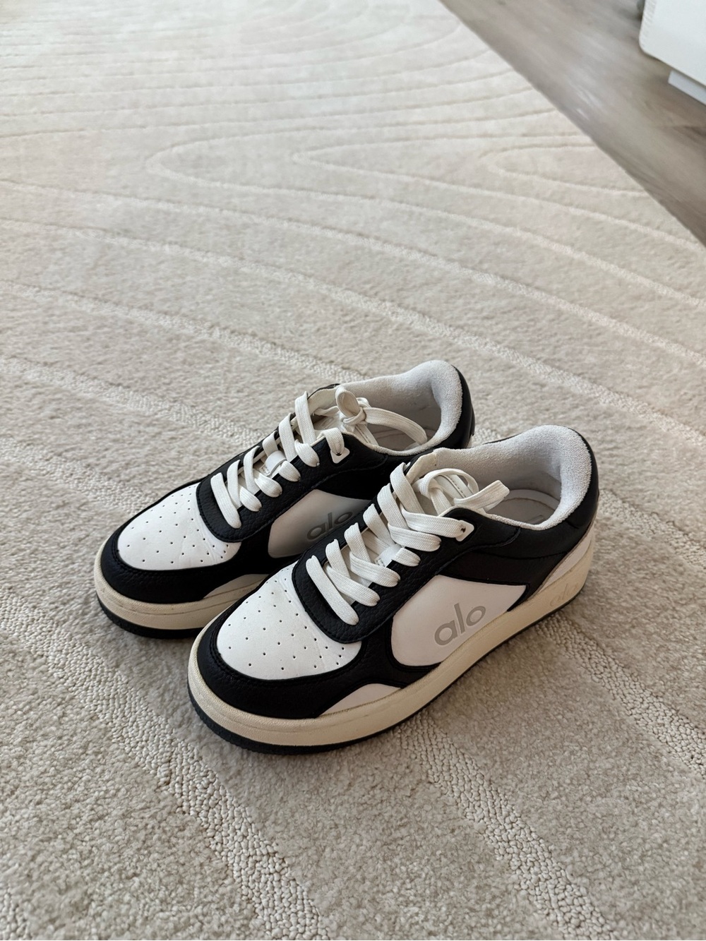 ALO Yoga Black and White Athletic Sneakers